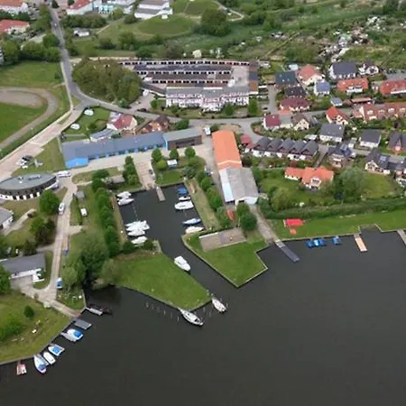 Wassertouristisches Zentrum *