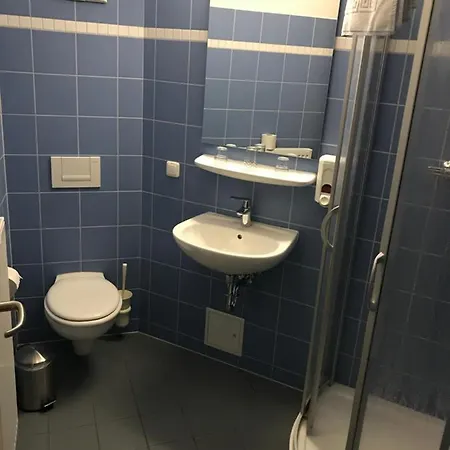 게스트하우스 Wassertouristisches Zentrum 슈베트