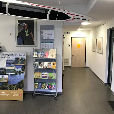 Wassertouristisches Zentrum 게스트하우스 슈베트